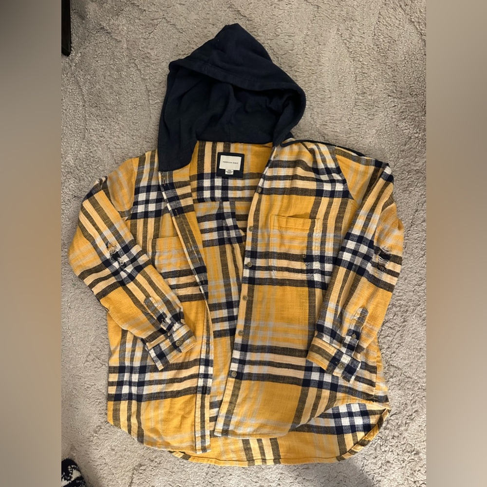 Women’s American Eagle Yellow and Navy Flannel, Size Small